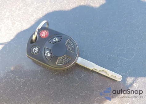 2018 Ford Focus S from USA, damaged, VIN 1FADP3E21JL275312